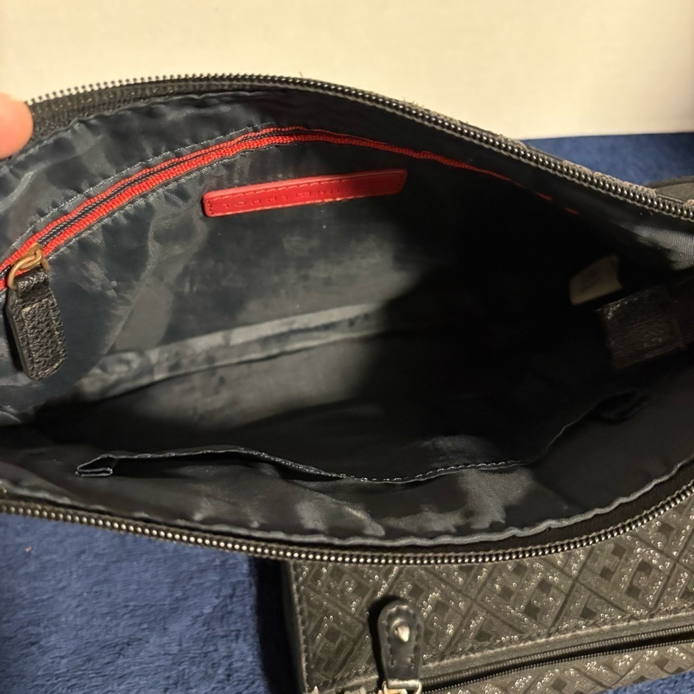 Vtg. Tommy Hilfiger Monogrammed Black Crossbody Bag Handbag Purse 11” & Wallet - Picture 3 of 7